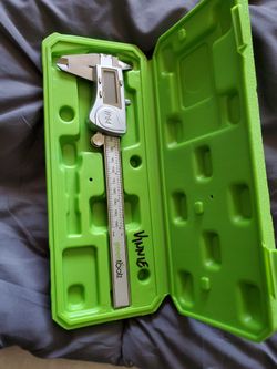 Digital Caliber. 6" Need Battery