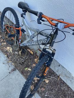 Carrera hellcat online full suspension