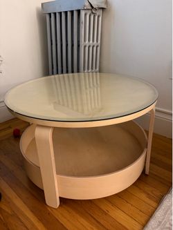 Round Glass Top Coffee Table w/Storage