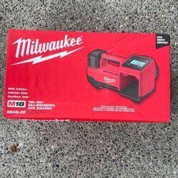 Milwaukee Inflator