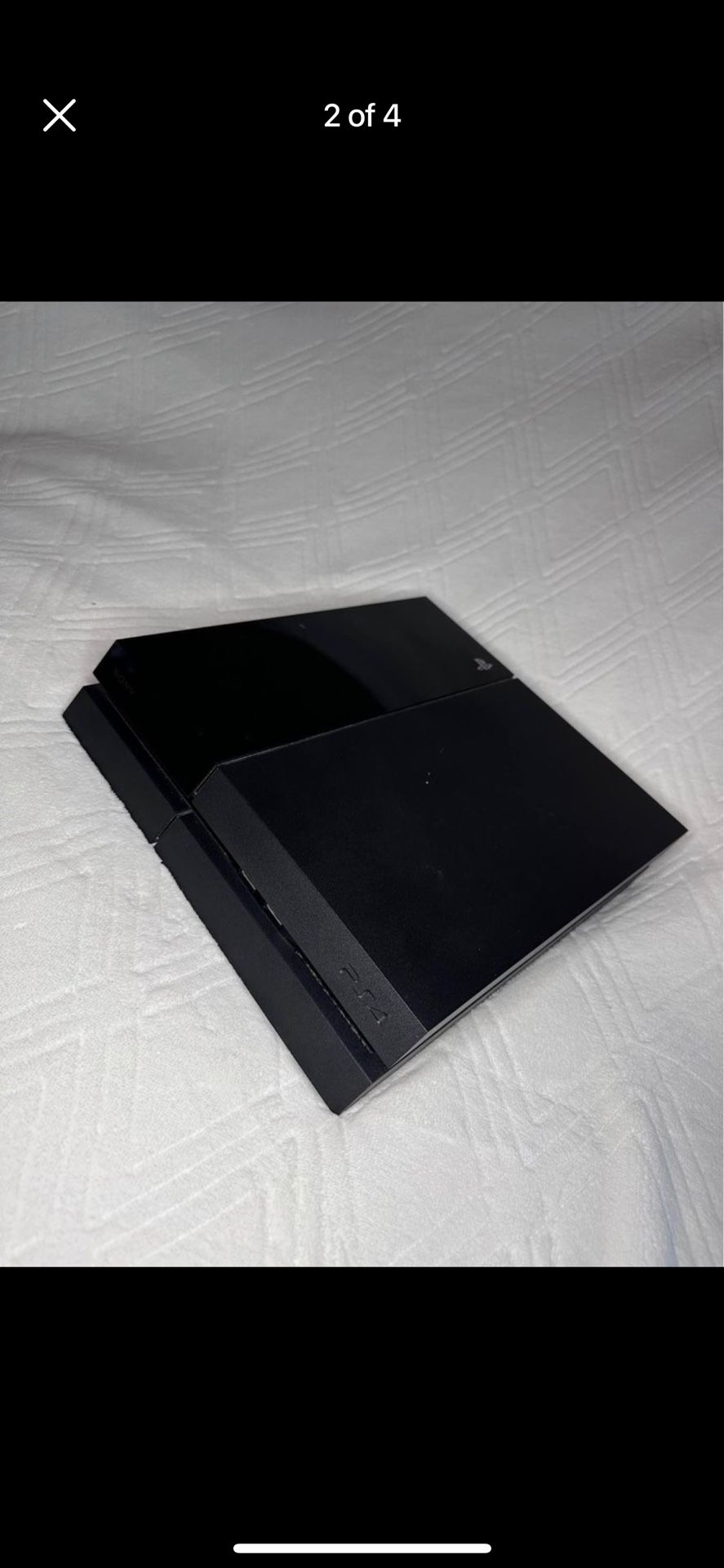PS4+2 Controllers+4 Games
