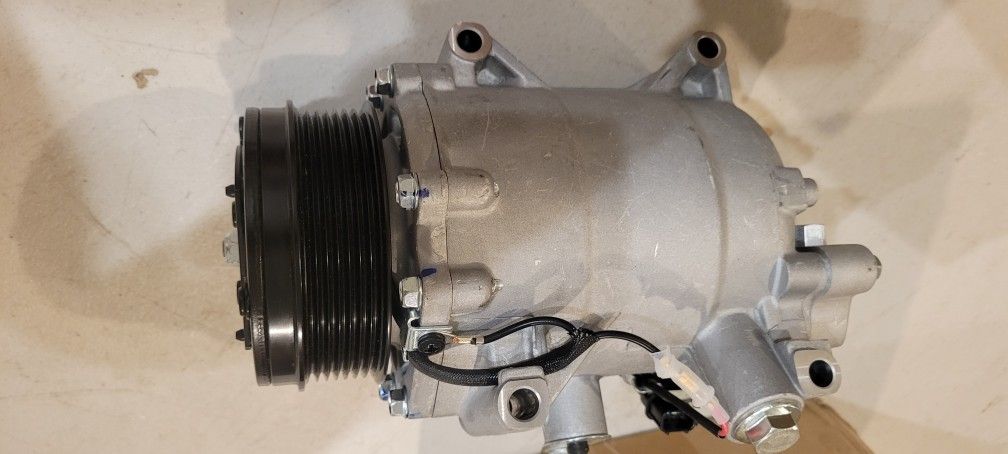 07 -15 Honda CR-V/Civic/Acura RDX AC Compressor