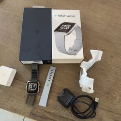 Fitbit Versa 2017