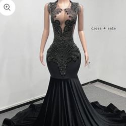 PROM DRESS