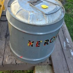Kerosene 5 gallon antique classic vintage metal can