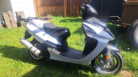 Tao Tao 150 scooter