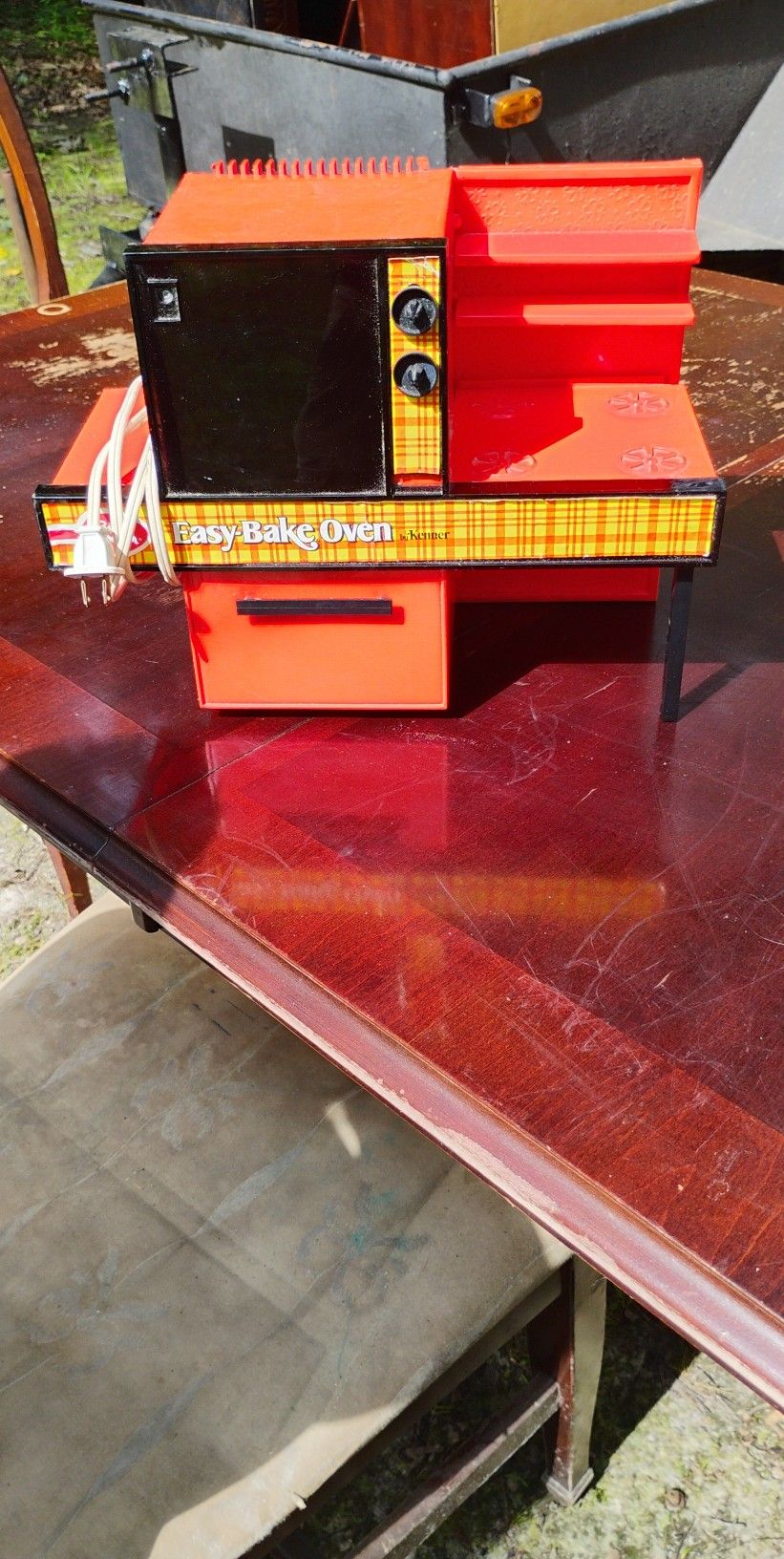 Easy Bake Oven