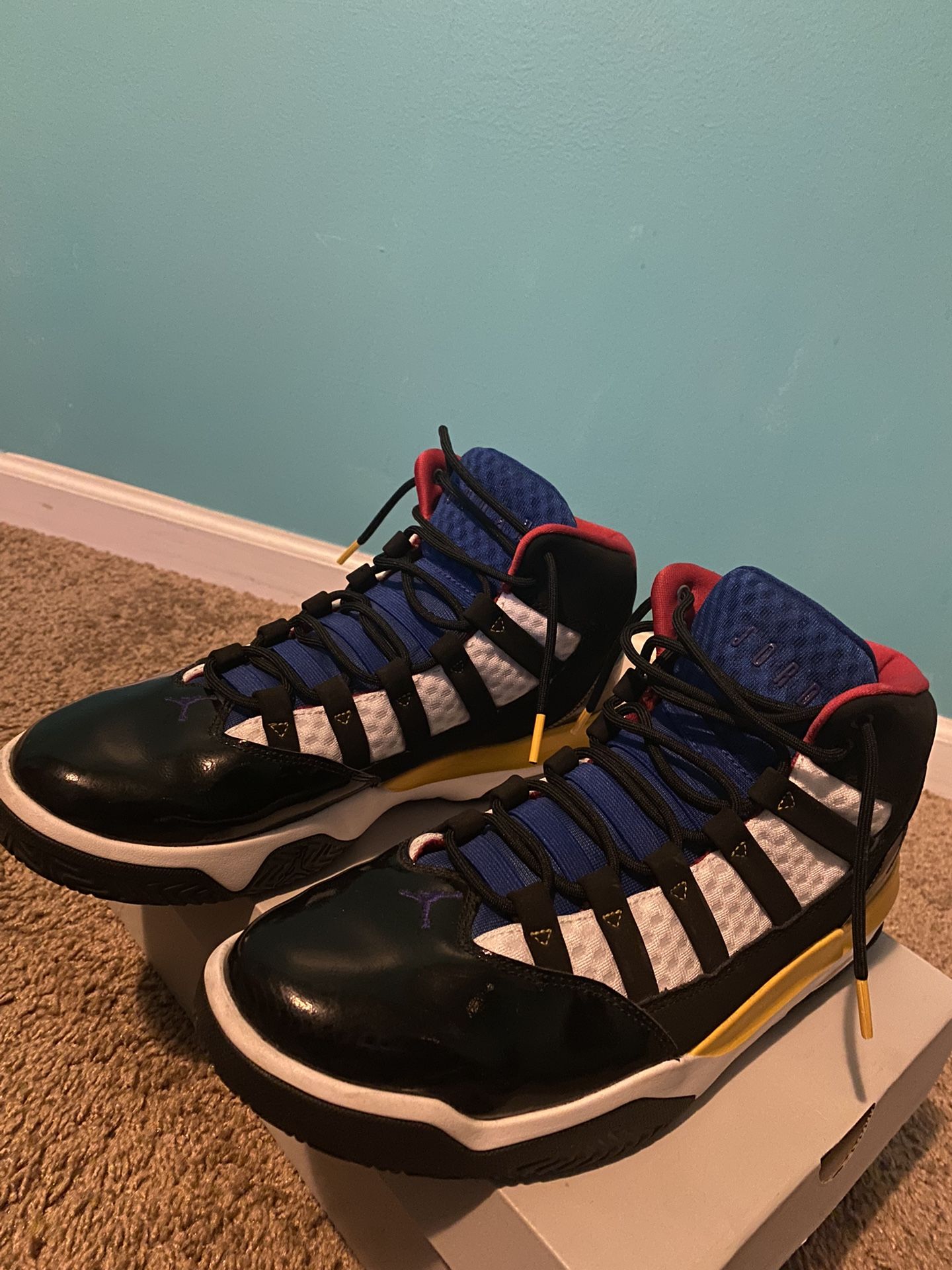 Jordan Max Aura