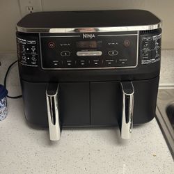  Ninja air Fryer 