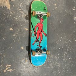 skateboard 