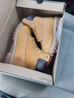 Timberland boots brand new