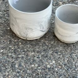 2 New Ceramic Pots