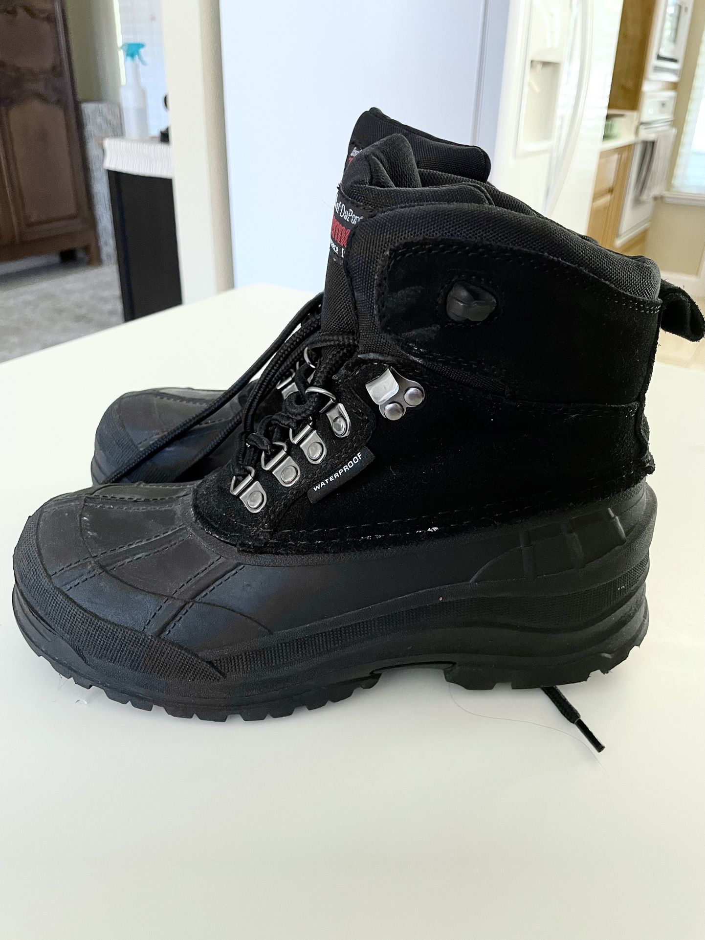 Men’s Size 7W Thermolite Waterproof Boots