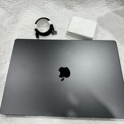 16" M3 Max MacBook Pro 64GB Ram 2TB SSD (Like New) (MDM Bypassed)