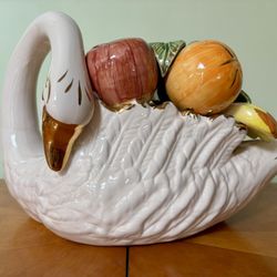 Large Swan & Fruit Centerpiece 