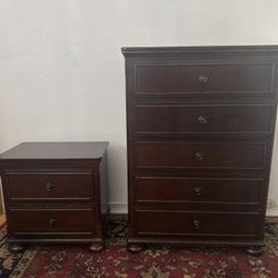 3 Piece Bedroom Set (Full Size Frame)