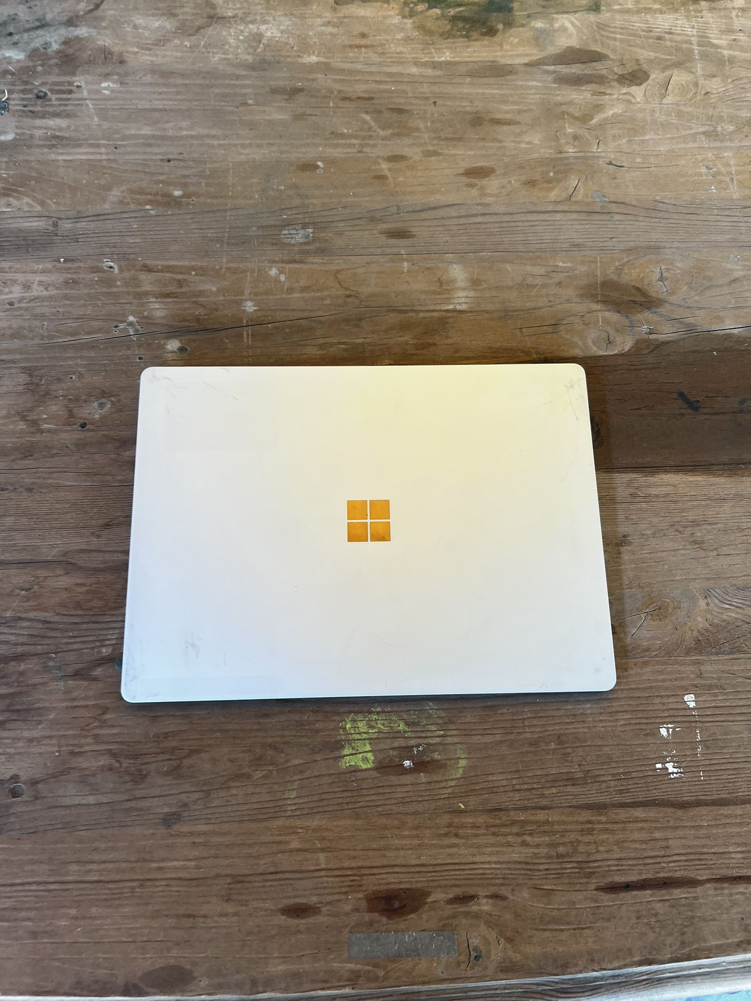 Surface Laptop 2 – 256GB SSD / 8GB RAM – Ready to Use 💻