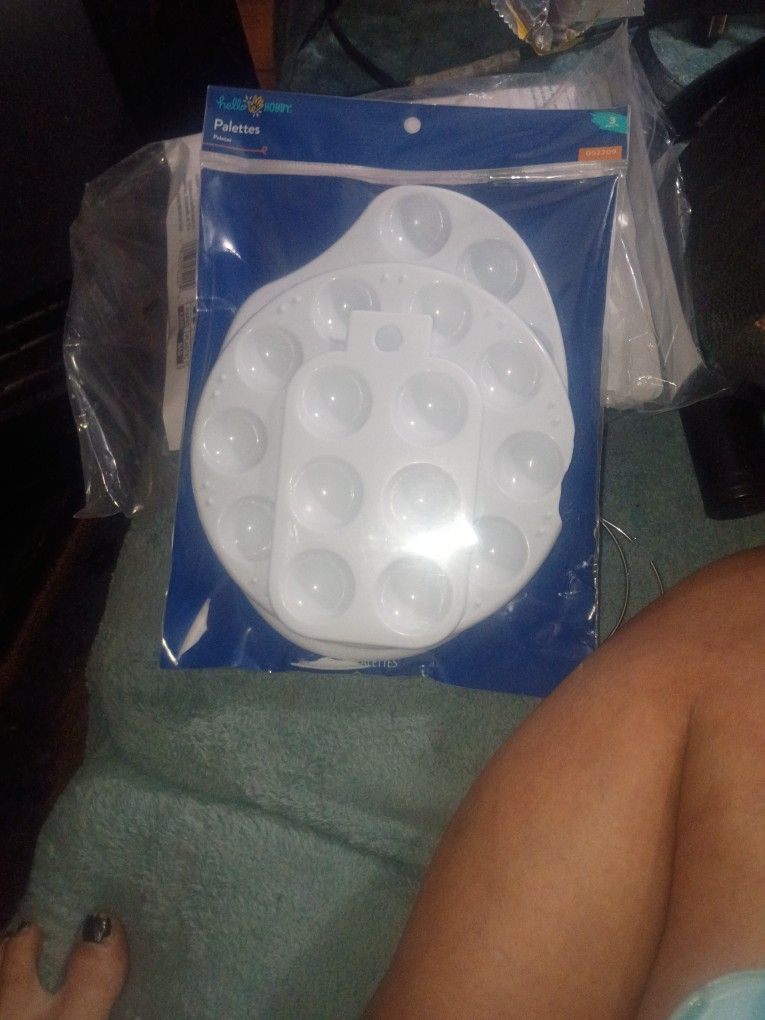 3 Piece Paint Palettes