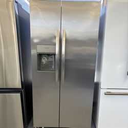 Frigidaire 33 in. 22.3 cu. ft. Standard Depth Side by Side Refrigerator in Stainless Steel