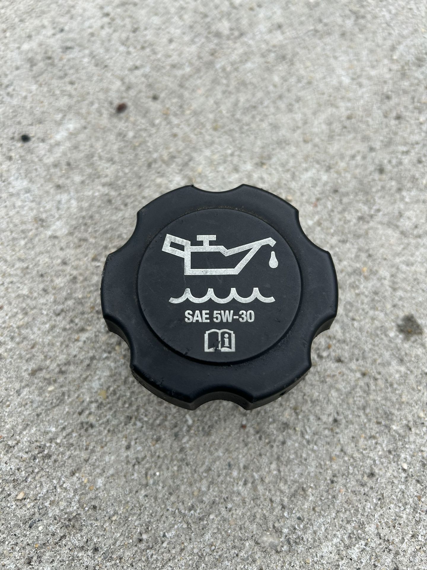 Chevrolet Chevy Engine Oil Filler Cap Lid OEM 73129