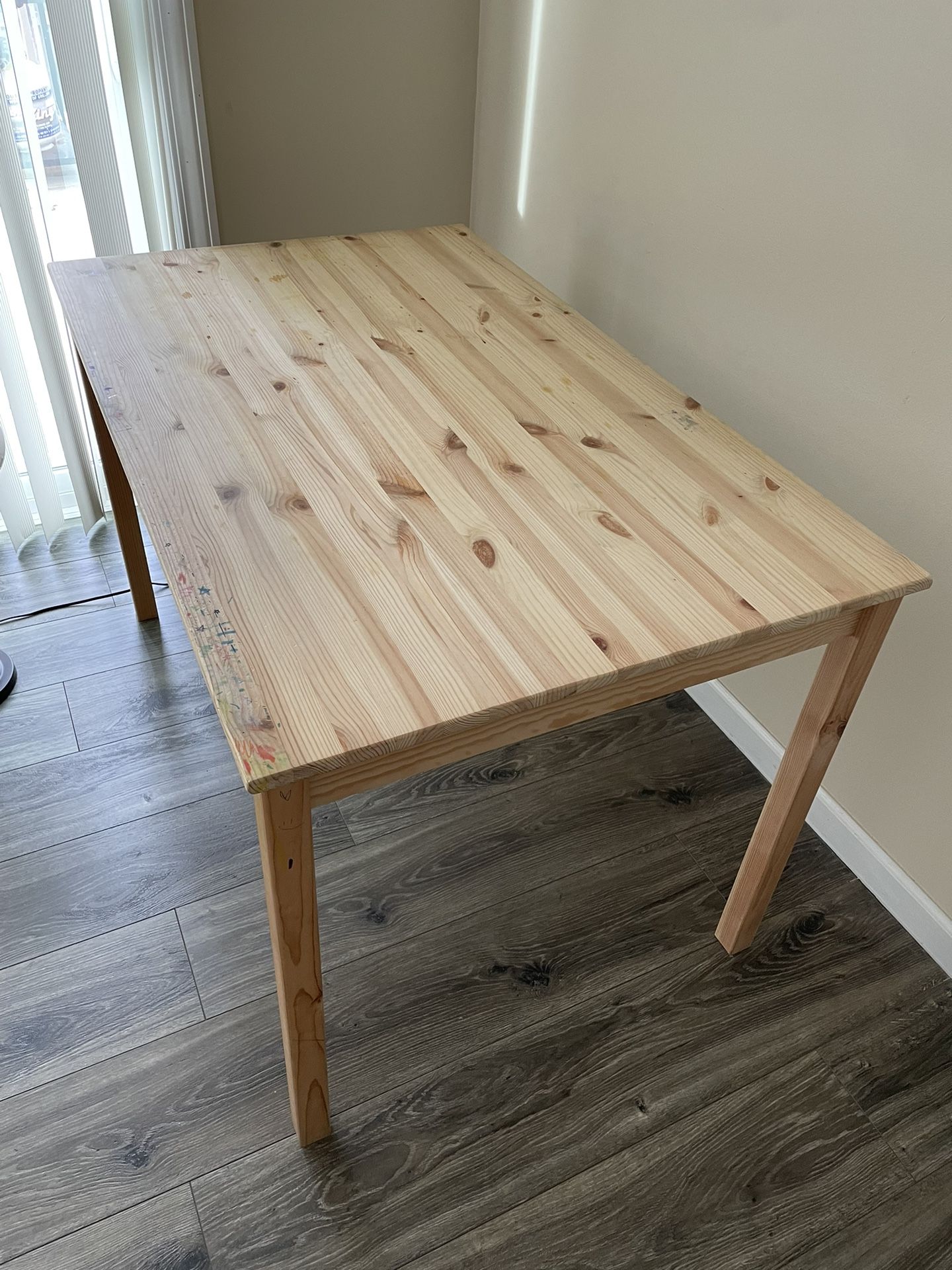 IKEA table