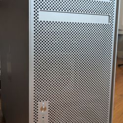 Apple Mac Pro 5,1 (Mid-2010) – 12-Core 3.46GHz / 64GB RAM / 1TB SSD + 1TB HDD