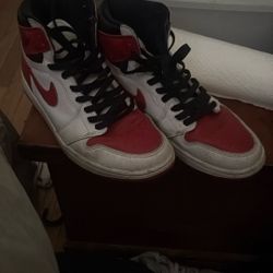 Nike Jordan 1’s in white/red