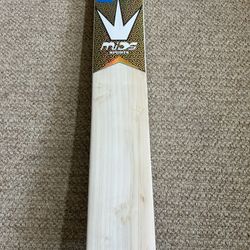 Mids English Willow Cricket Bat - Custom Gold Edition