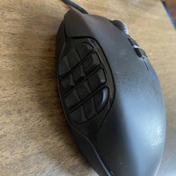 Logitech G600 MMO Gaming Mouse