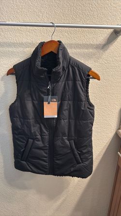 Brand new with tags Northface Merriwood Reversible vest women X small