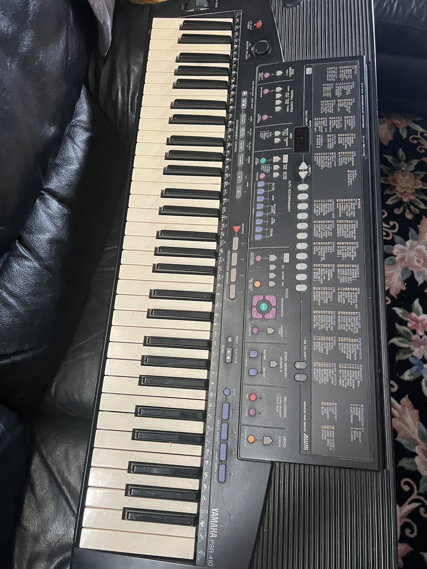 Keyboard and stand cord works great just not being used