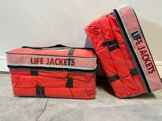 Adults' Type II Personal Flotation Devices 4-Pack (x2)