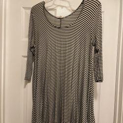 Womens Rolla Coaster Black White Striped Dress Size Large stretchy 