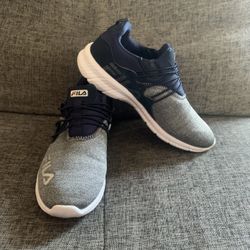 Fila Slip On No-Tie Sneakers Size women's size 5