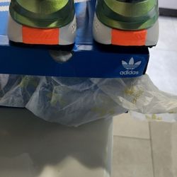 Shoes Adidas size 9 