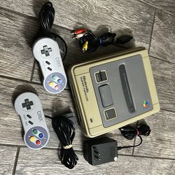 Nintendo super Femicom console