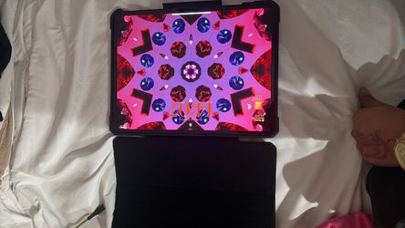 iPad Pro 13 inch black