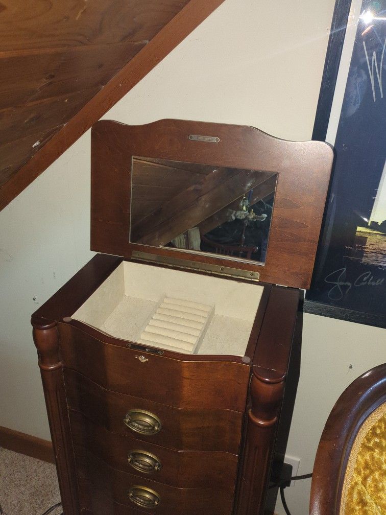 Hardwood Jewelry/Lingerie Dresser