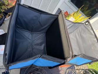 Subaru Folding Utility Wagon with Insulated Liner