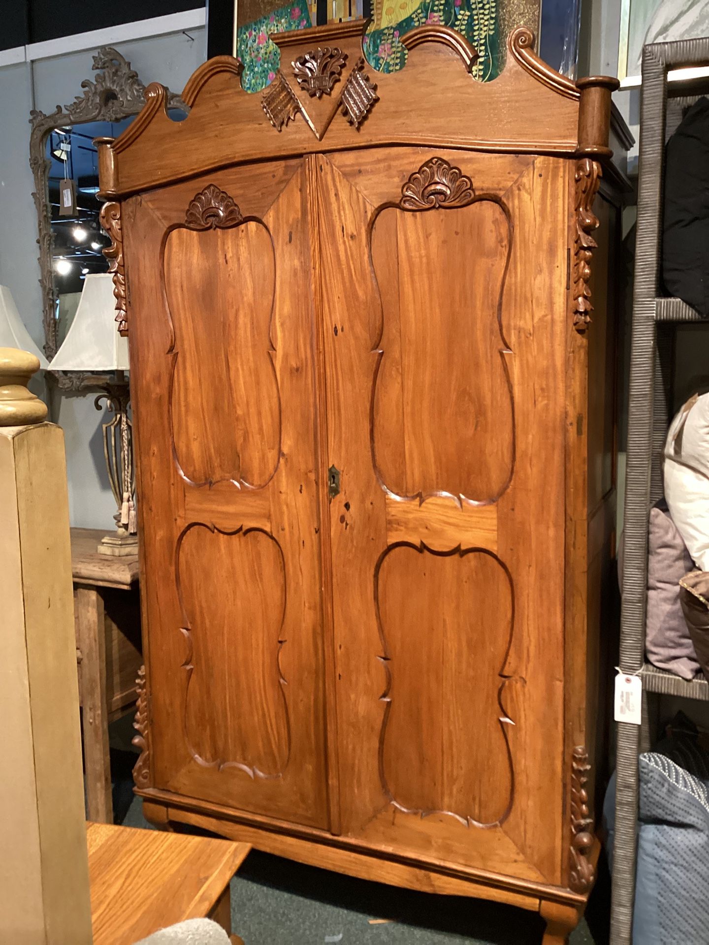 Armoire. SKU WUKB9A