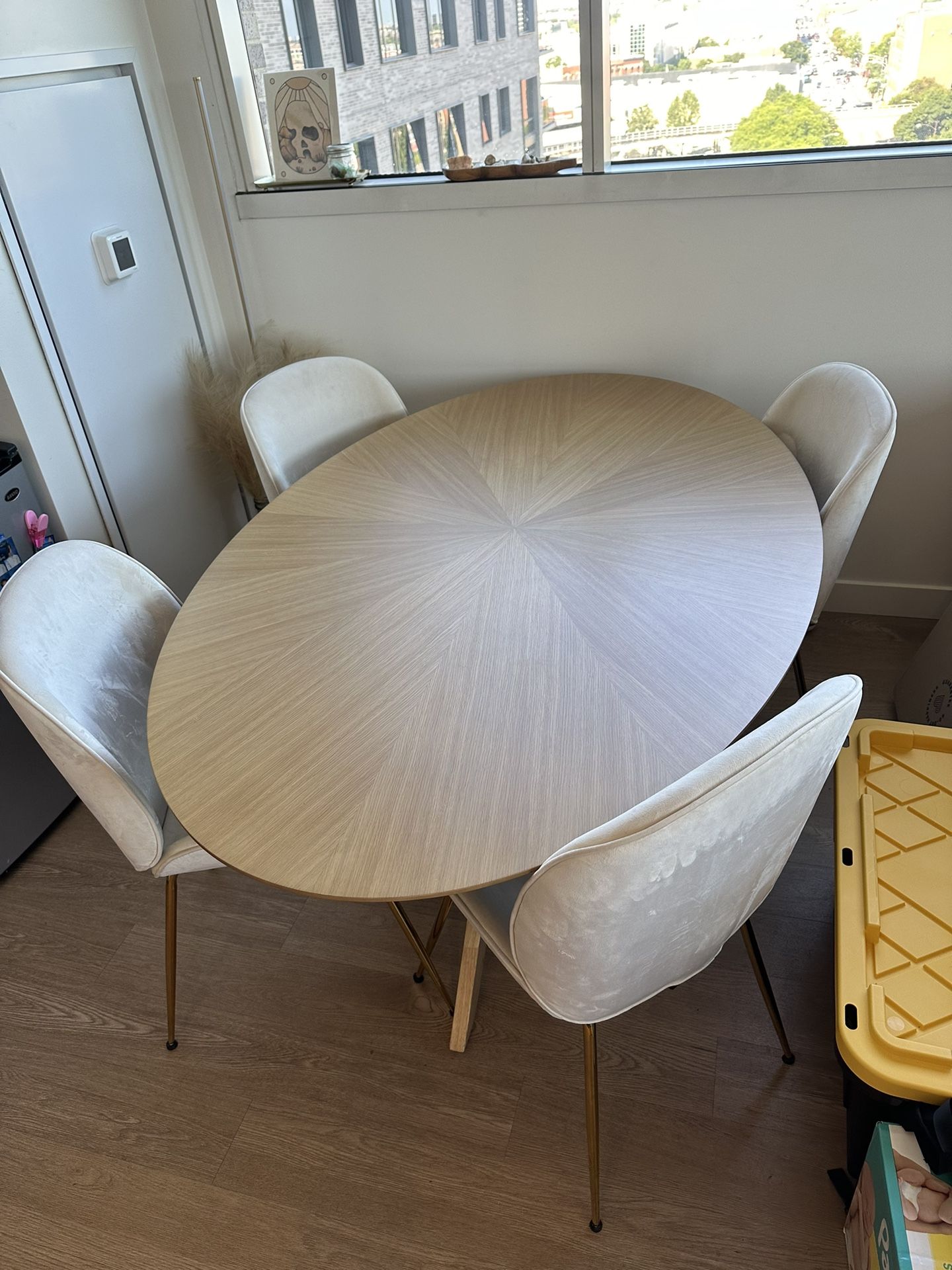 Oval Dining Table And 4 Chairs