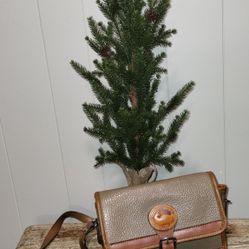 Vintage Dooney &Bourke Bag