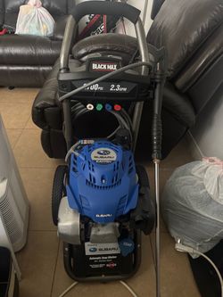 Black Max Gas Pressure Washer 2.3 GPM Subaru Engine