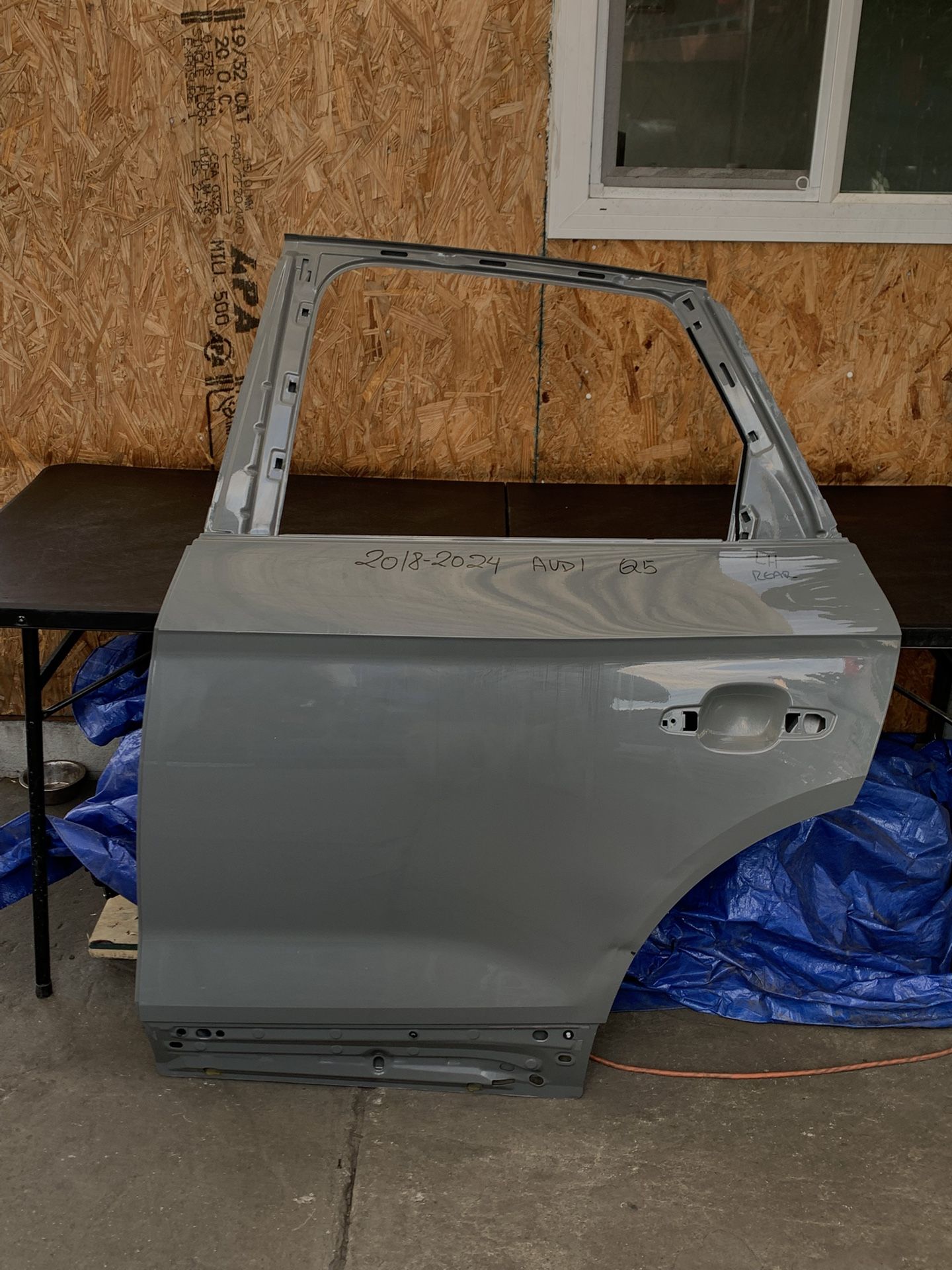 2018 2019 2020 2021 2022 2023 2024 AUDI Q5 LEFT REAR DOOR OEM USED