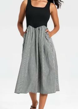 Women dress