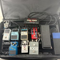 Guitar Pedals with Pedalboard & Cables