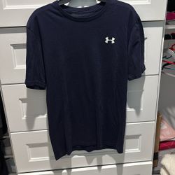 Mens UnderArmour Size S