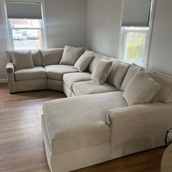 Beige Sectional , Sectionals , Same Day Delivery 🚚 