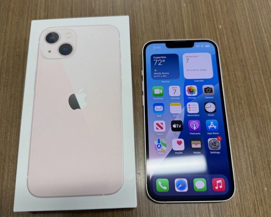 Apple Iphone 13 Pink