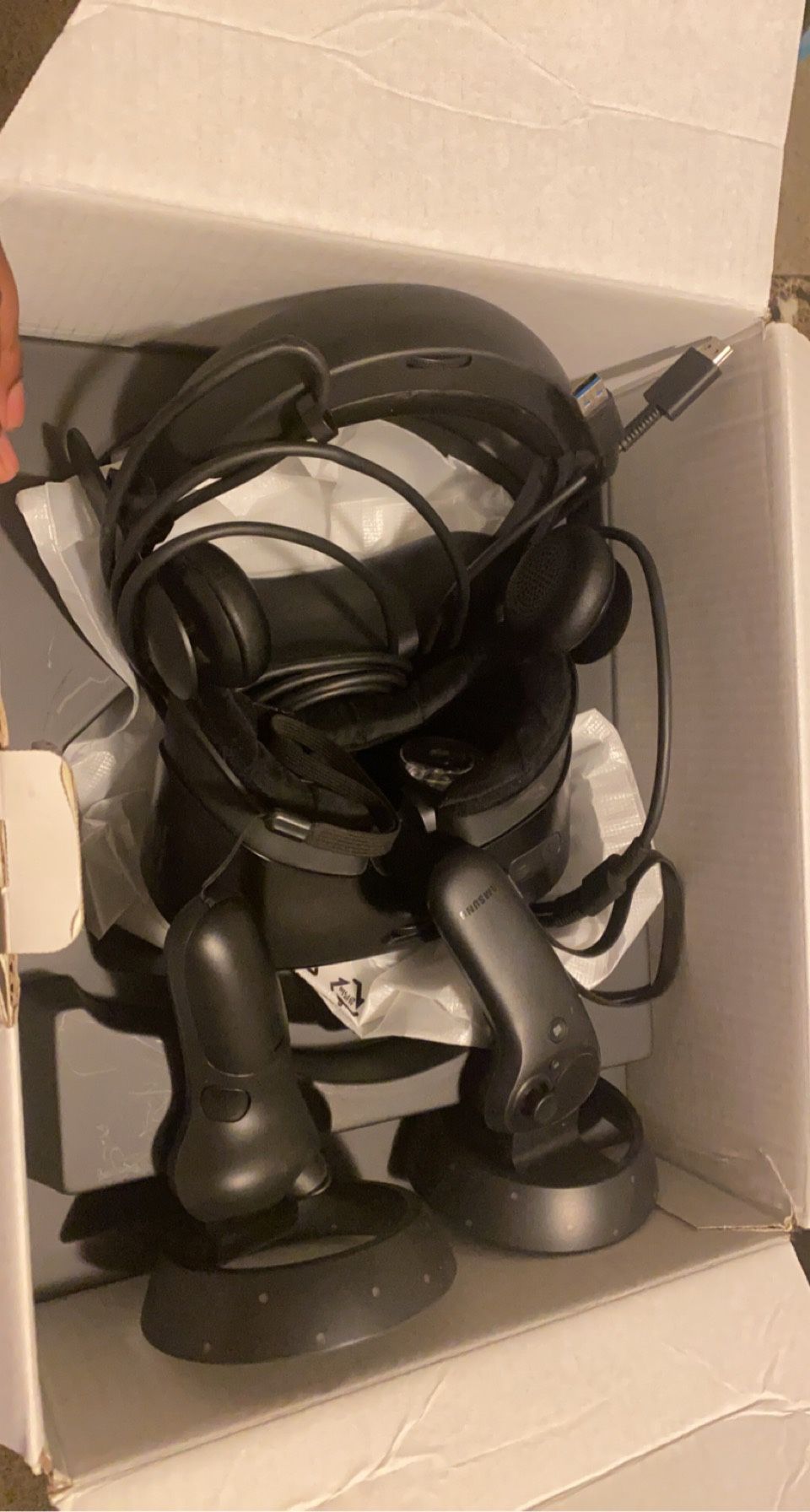 Samsung HMD Odyssey - Mixed Reality headset